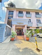Casa Leticia Business Inn