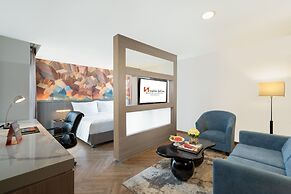 Swiss-Belinn Manyar