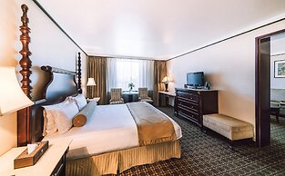 Chinggis Khaan Hotel