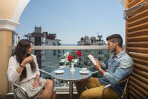 Taç Premier Hotel & Spa