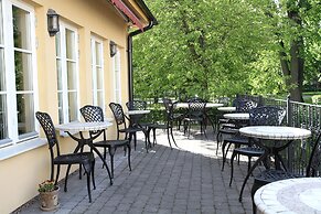 Park Hotel Linköpings Fawlty Towers