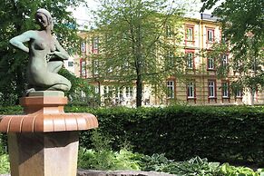 Park Hotel Linköpings Fawlty Towers