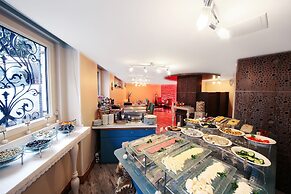 Katelya Hotel