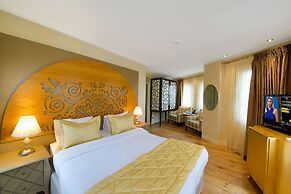 Katelya Hotel