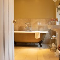 Spread Eagle Hotel and Spa
