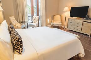 Bastión Luxury Hotel