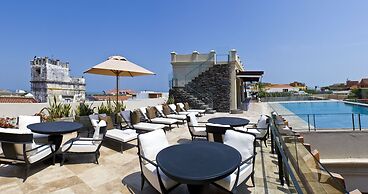 Bastión Luxury Hotel