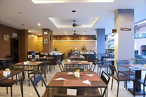 YouDee Hotel Patong (formerly Meir Jarr Hotel)