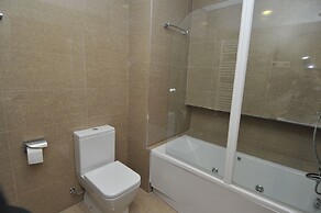 Mola! Suites