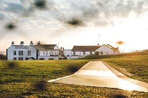 Causeway Hotel