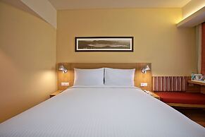 ibis Chennai SIPCOT Hotel