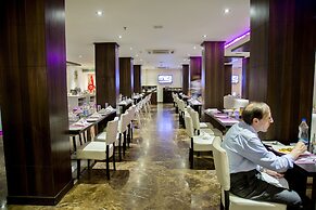 Regenta Central Harimangla