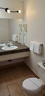 Falcon Motel Brossard