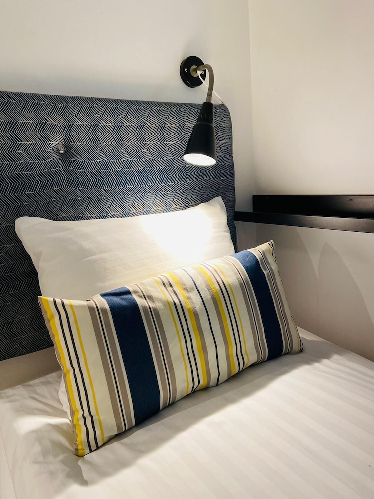 Krakow Apartments & Rooms