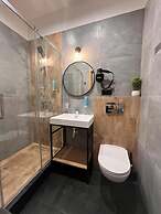 Krakow Apartments & Rooms