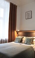 Krakow Apartments & Rooms