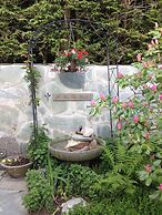 The Stone Hedge B&B