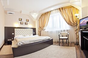 Aureliu Hotel