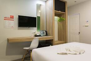 City Hotel