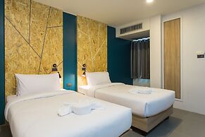 City Hotel