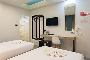 City Hotel