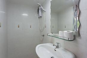 The Expat Hotel