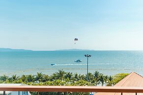 Welcome World Beachfront Resort