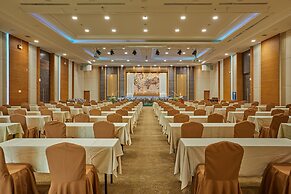 Welcome World Beachfront Resort