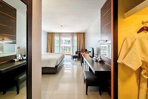 Welcome World Beachfront Resort
