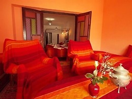 Luxury Riad Mounia