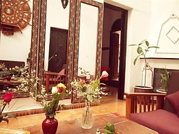 Luxury Riad Mounia