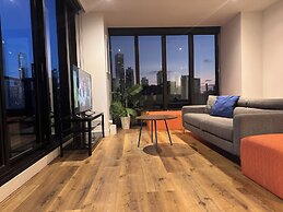 Aura on Flinders Serviced Apartments