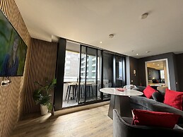 Aura on Flinders Serviced Apartments