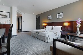 Hotel Sixty3