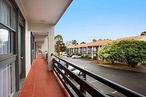 Nightcap at Ferntree Gully Hotel Motel