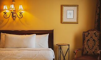 Grant Hall Hotel