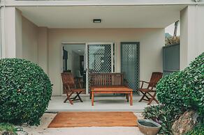 Moana Sands Villas & Apartments