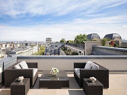The Peninsula Paris