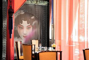 The Peninsula Paris