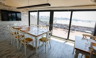 Melek Hotels Moda