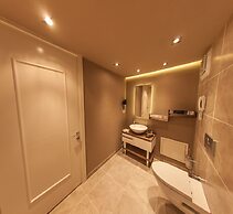 Melek Hotels Moda