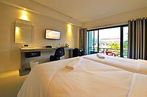 Riverside Hotel