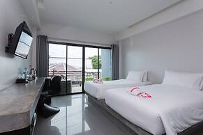 Riverside Hotel