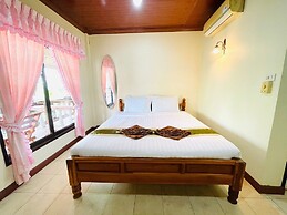 Family House Resort