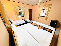Family House Resort