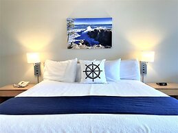 Atlantic Eyrie Lodge