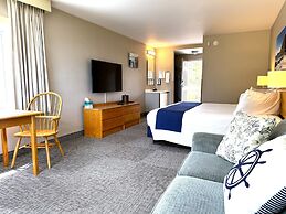 Atlantic Eyrie Lodge