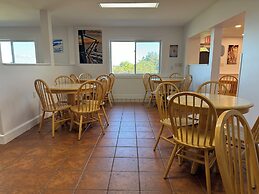 Atlantic Eyrie Lodge