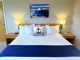 Atlantic Eyrie Lodge