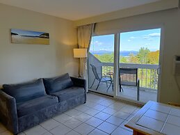 Atlantic Eyrie Lodge